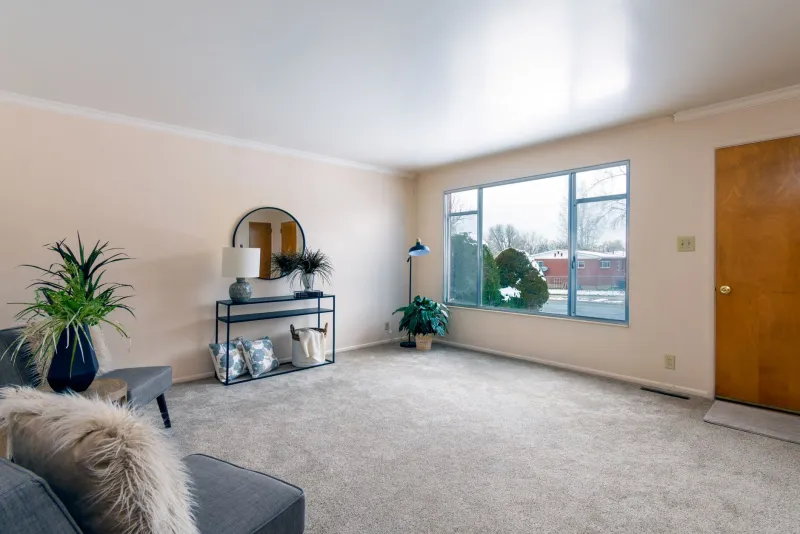 Same House, New Eyes: Fresh Ways to Fall Back in Love With the Home You Already Have